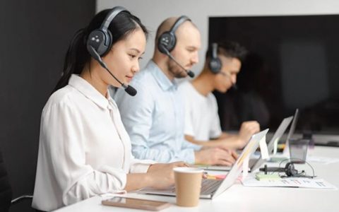 customer service training: a quick guide for mastering service excellence